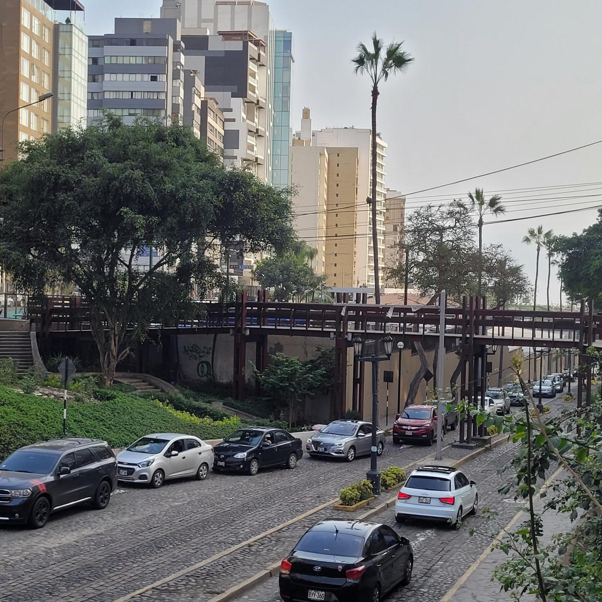 The Guest House 1 At The Booming Center Of Miraflores, Lima - Peru Bagian luar foto
